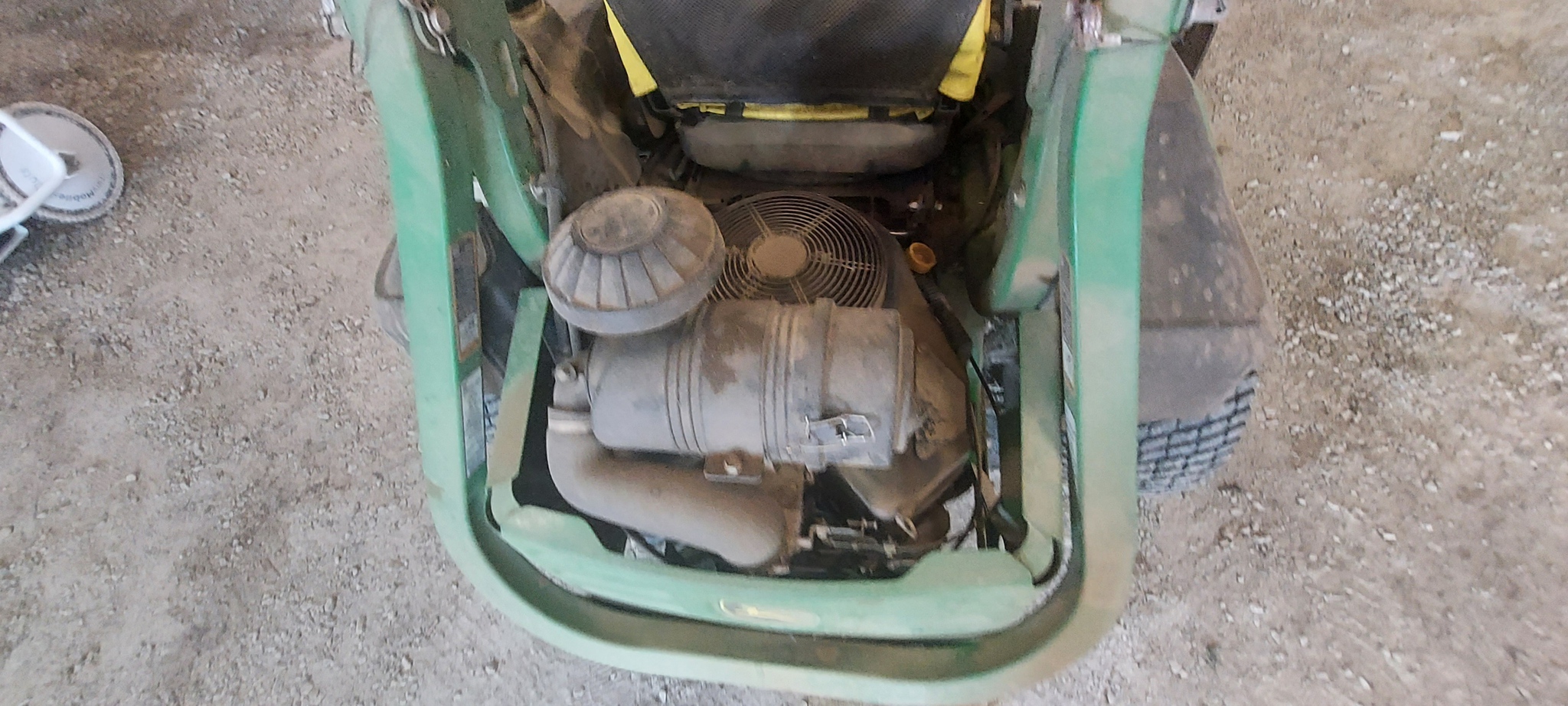 Used 2016 John Deere Z950M Zero Turn Mowers at Koenig Equipment in Urbana, OH - PhotoXL2