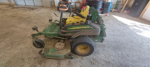 Used 2016 John Deere Z950M Zero Turn Mowers at Koenig Equipment in Urbana, OH - Photo9