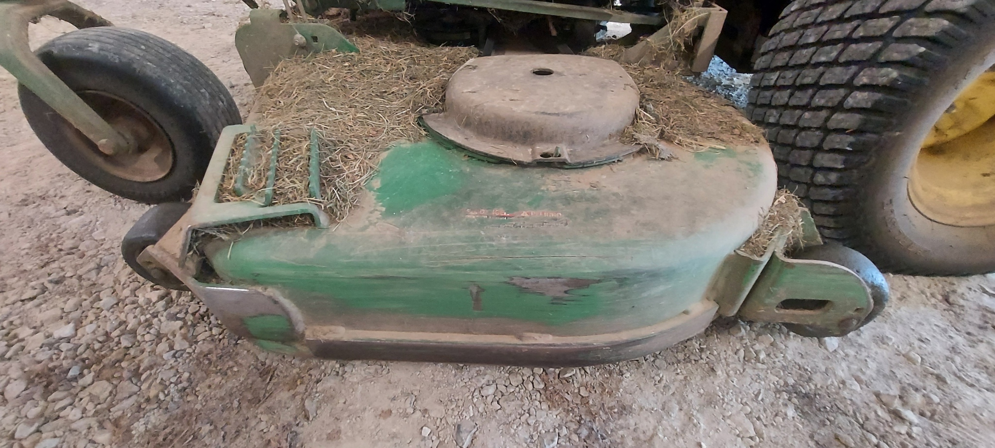 Used 2016 John Deere Z950M Zero Turn Mowers at Koenig Equipment in Urbana, OH - PhotoXL8