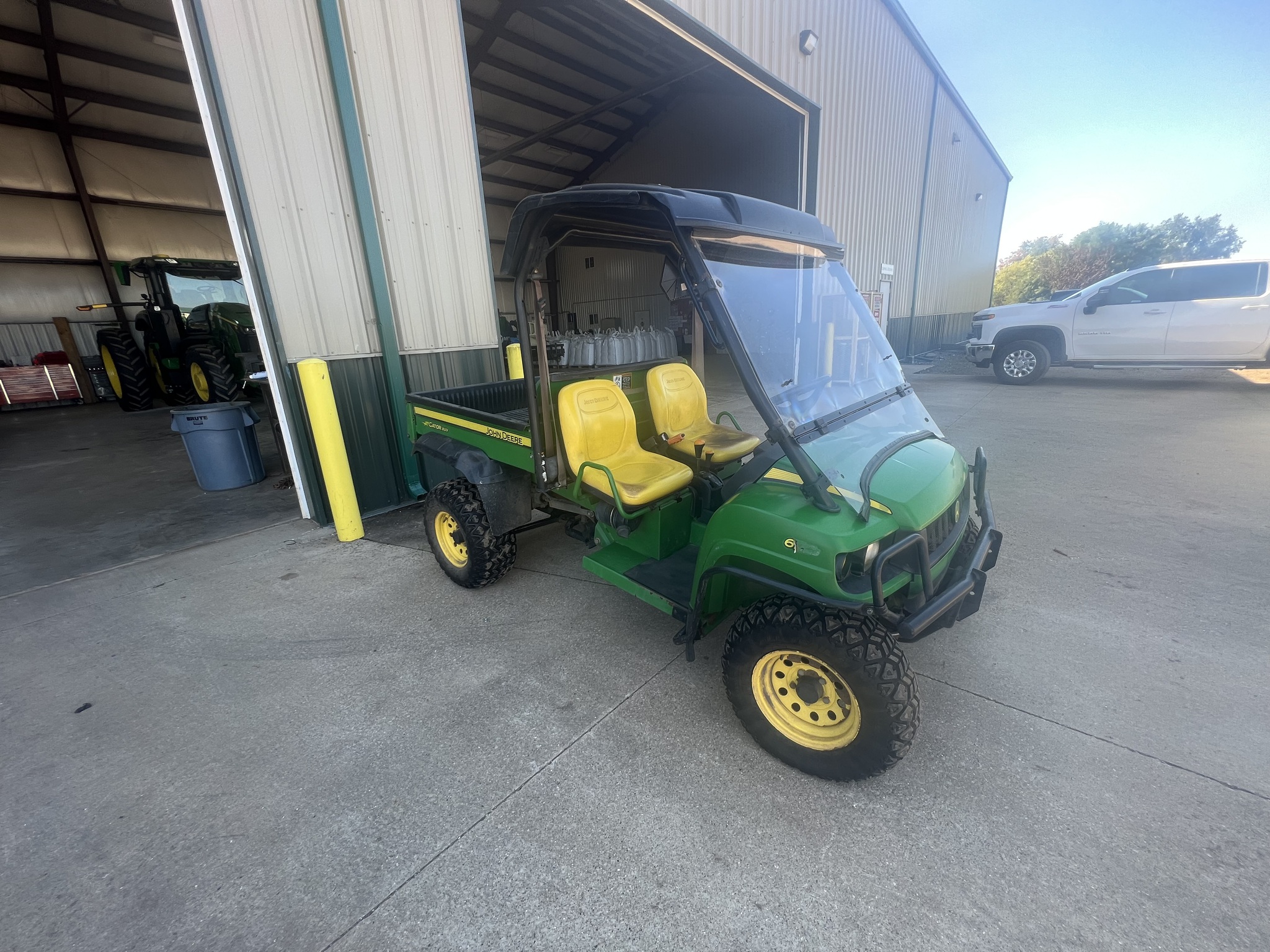 2007 John Deere XUV 620I GREEN Image 1