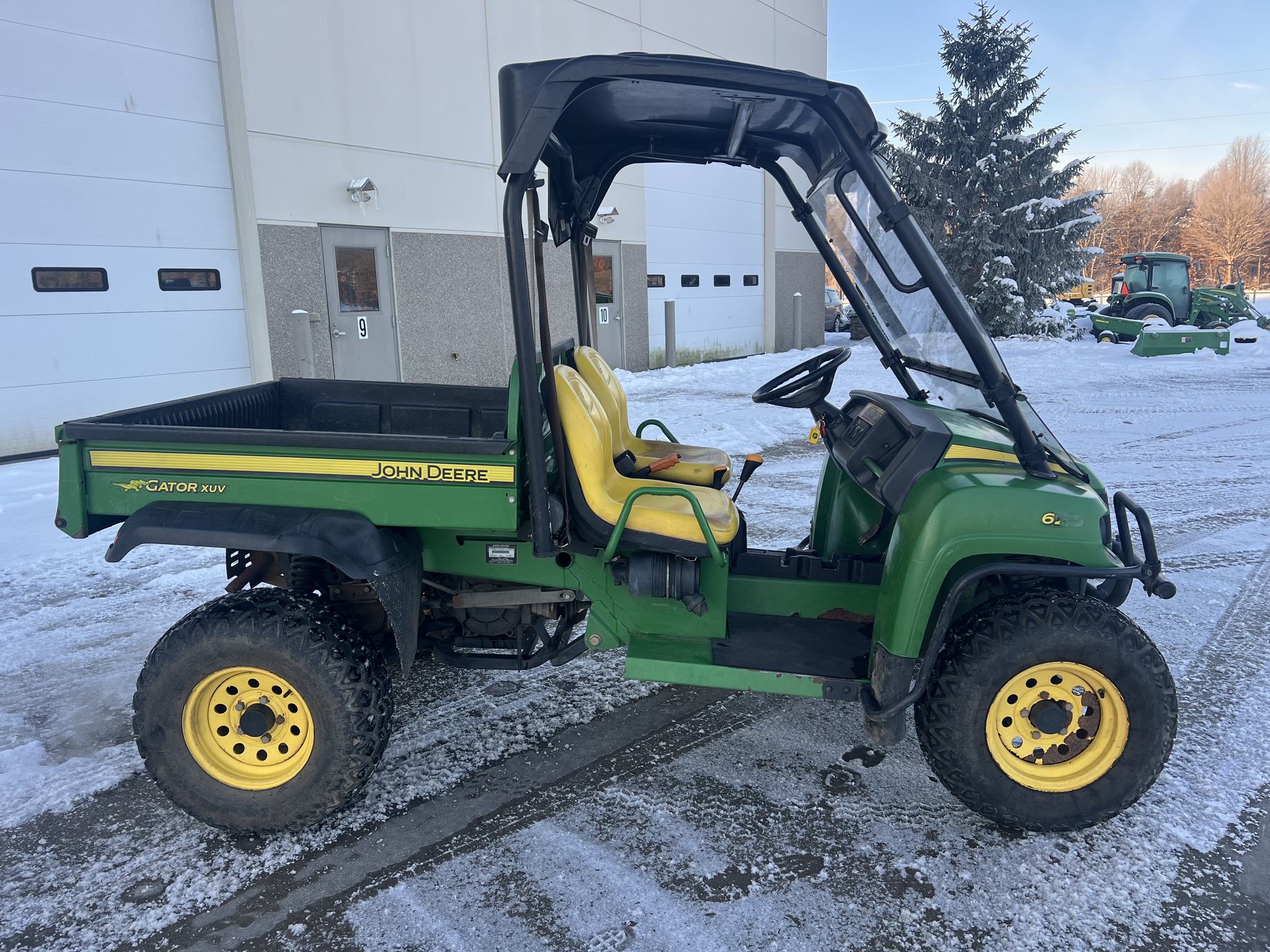 2007 John Deere XUV 620I GREEN Image 2