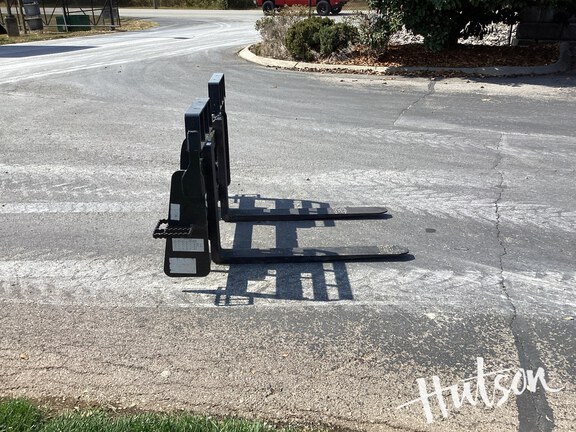 Photo of 2023 John Deere T213143