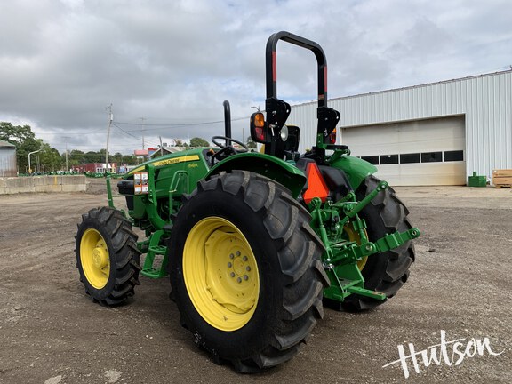 Photo of 2024 John Deere 5067E