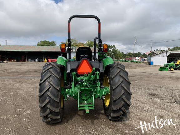 Photo of 2024 John Deere 5067E