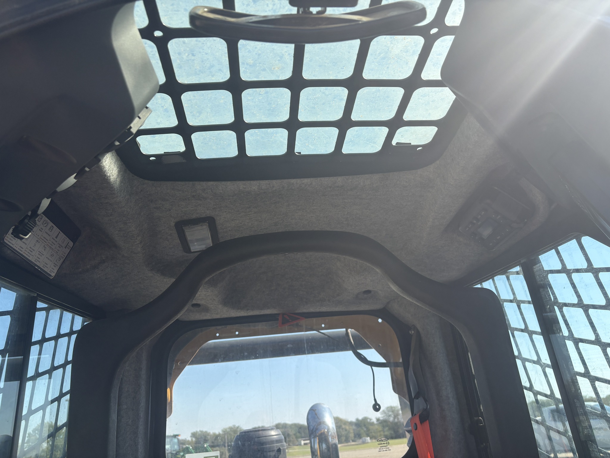 2024 John Deere 333G Image 20