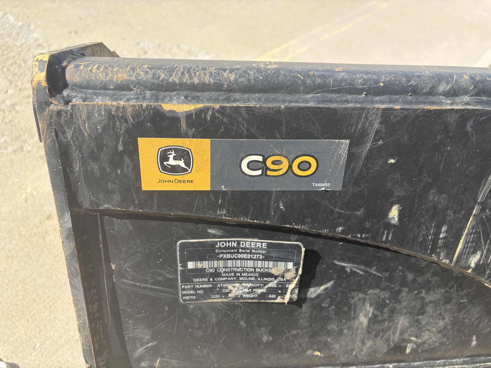 2024 John Deere 333G Image 16