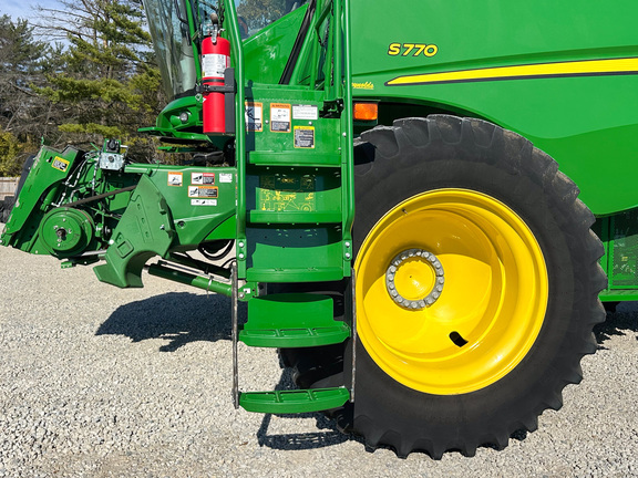 2021 John-Deere S770