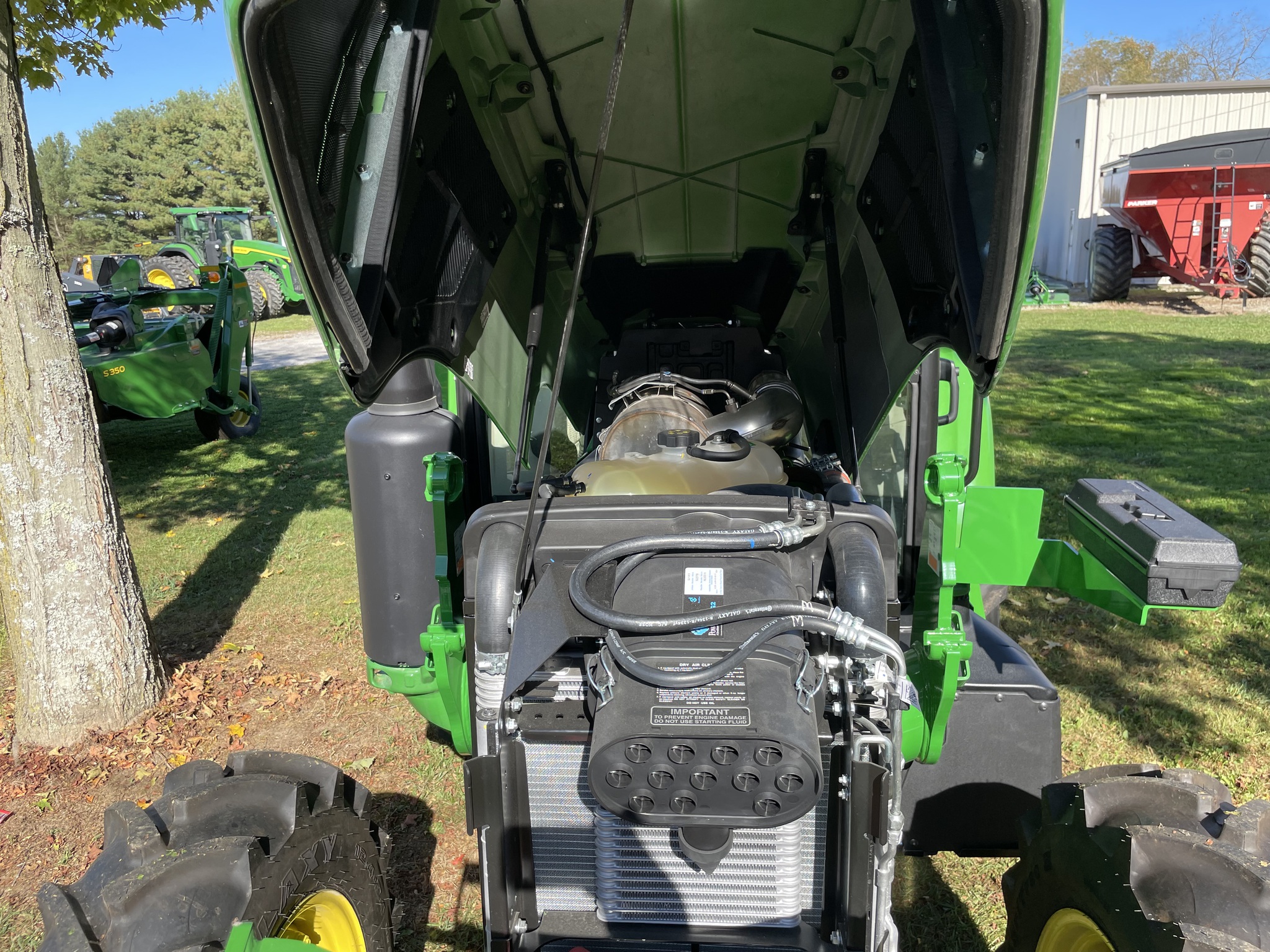 2025 John Deere 5100E Image 14