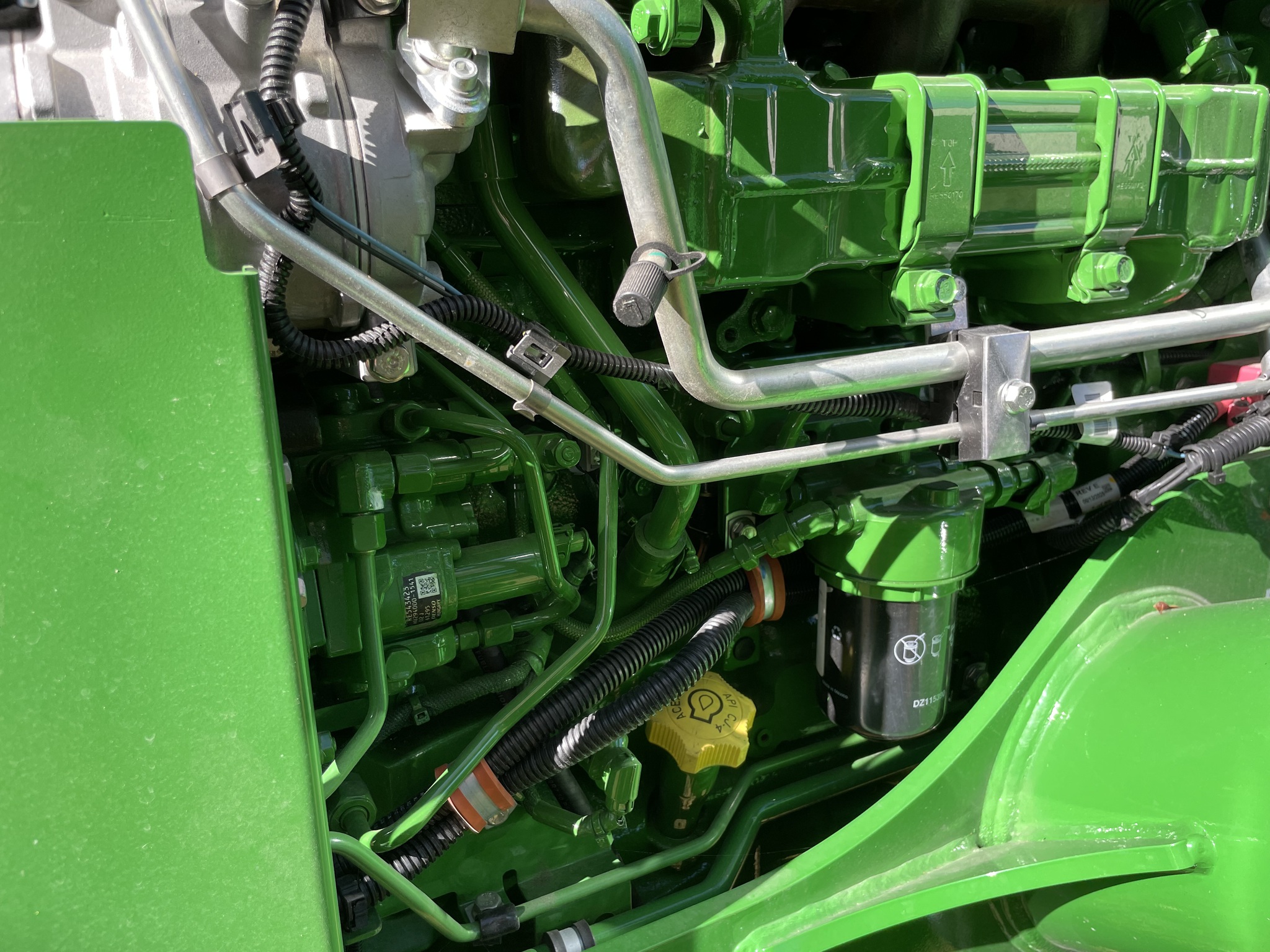 2025 John Deere 5100E Image 16