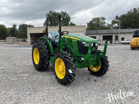Photo of 2024 John Deere 5067E