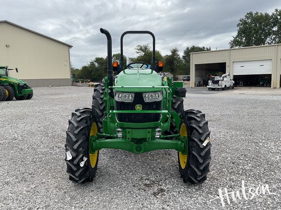 Photo of 2024 John Deere 5067E