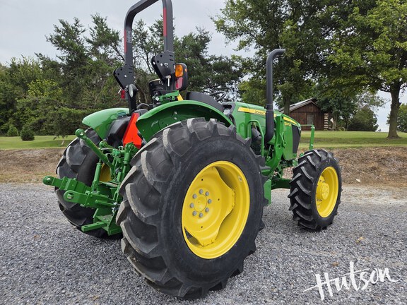 Photo of 2024 John Deere 5075E
