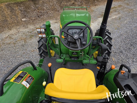 Photo of 2024 John Deere 5075E