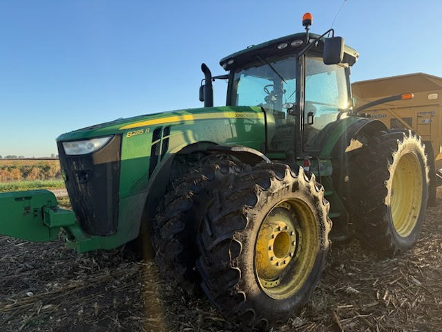 2013 John Deere 8285R Image 1