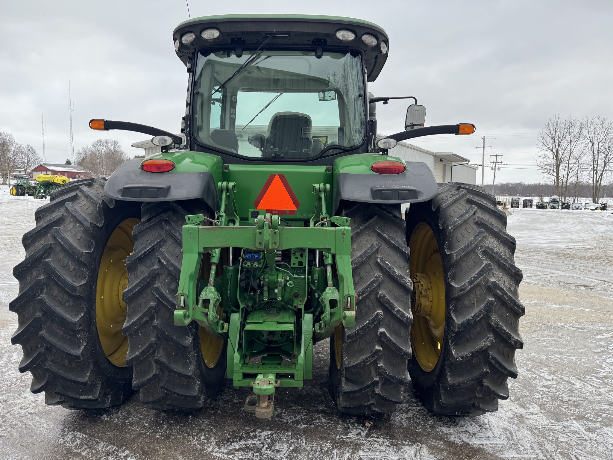 2013 John Deere 8285R Image 5