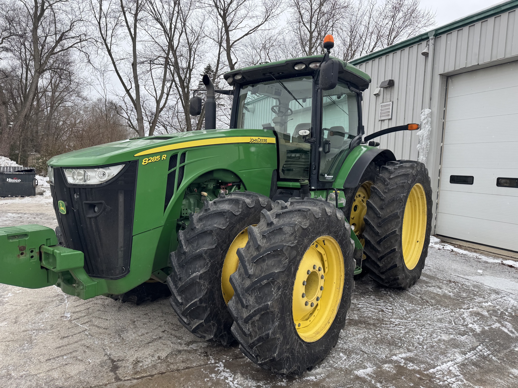 2013 John Deere 8285R Image 8