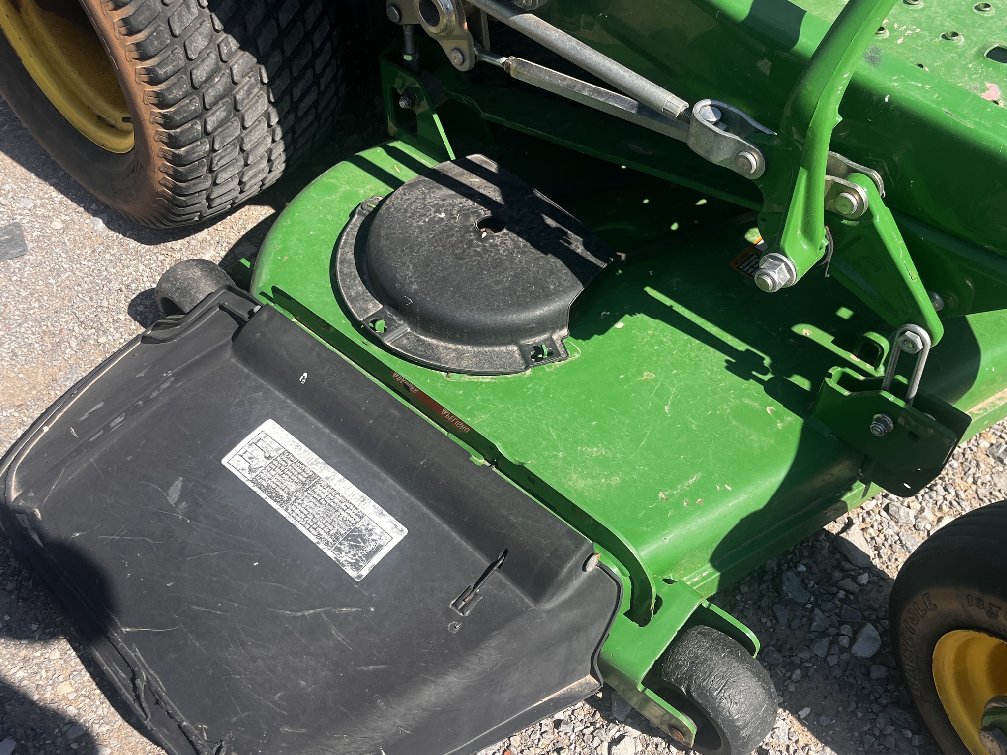 2015 John Deere Z920M Image 14