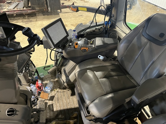 2023 John Deere 8R 370