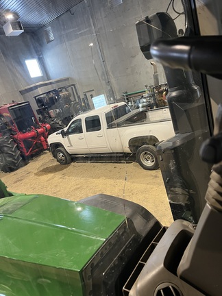 2023 John Deere 8R 370