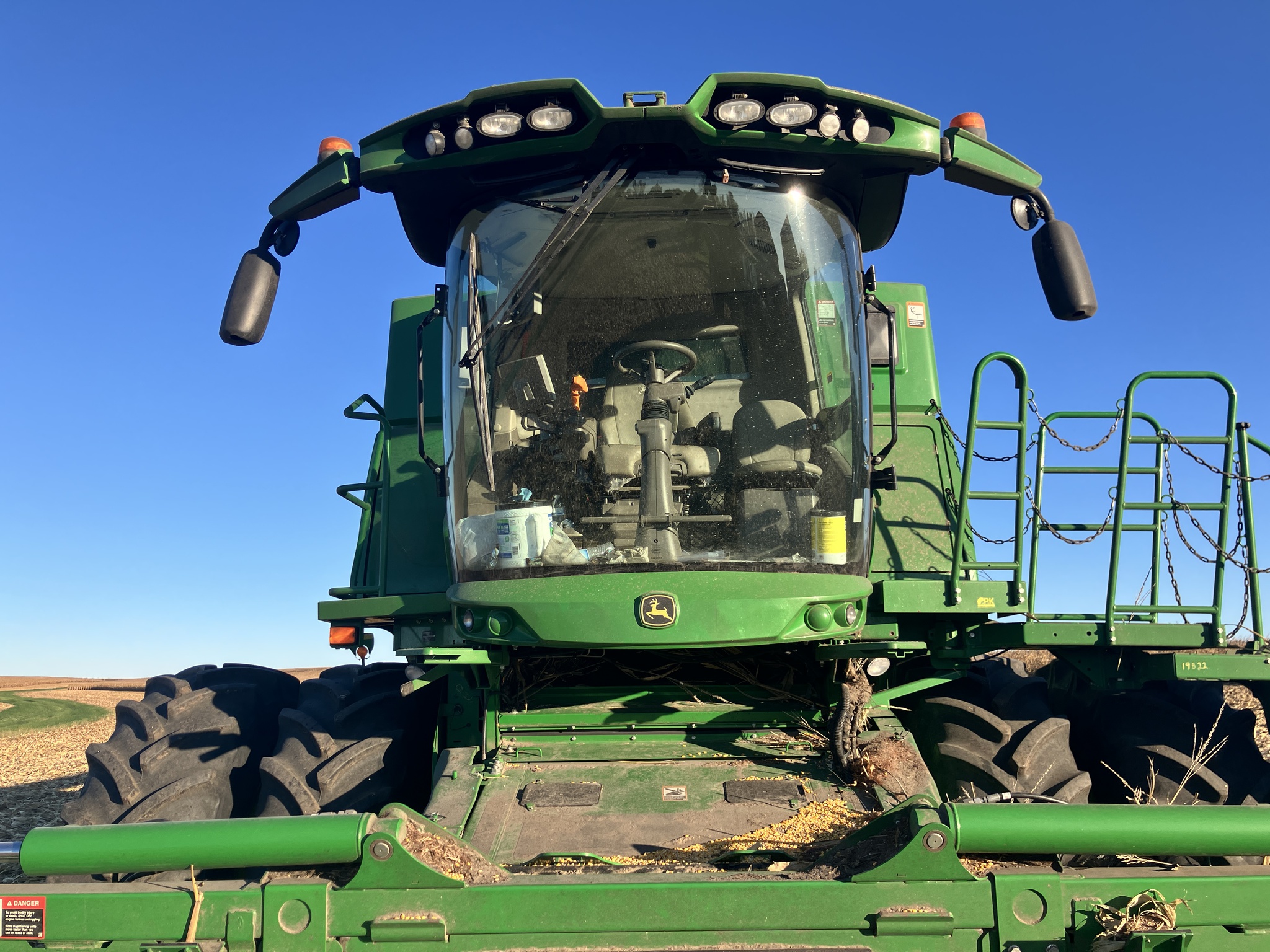 2019 John Deere S790 Image 2
