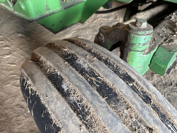 Used 1983 John Deere 2950 Row Crop Tractors at Koenig Equipment in Anna, OH - Photo13