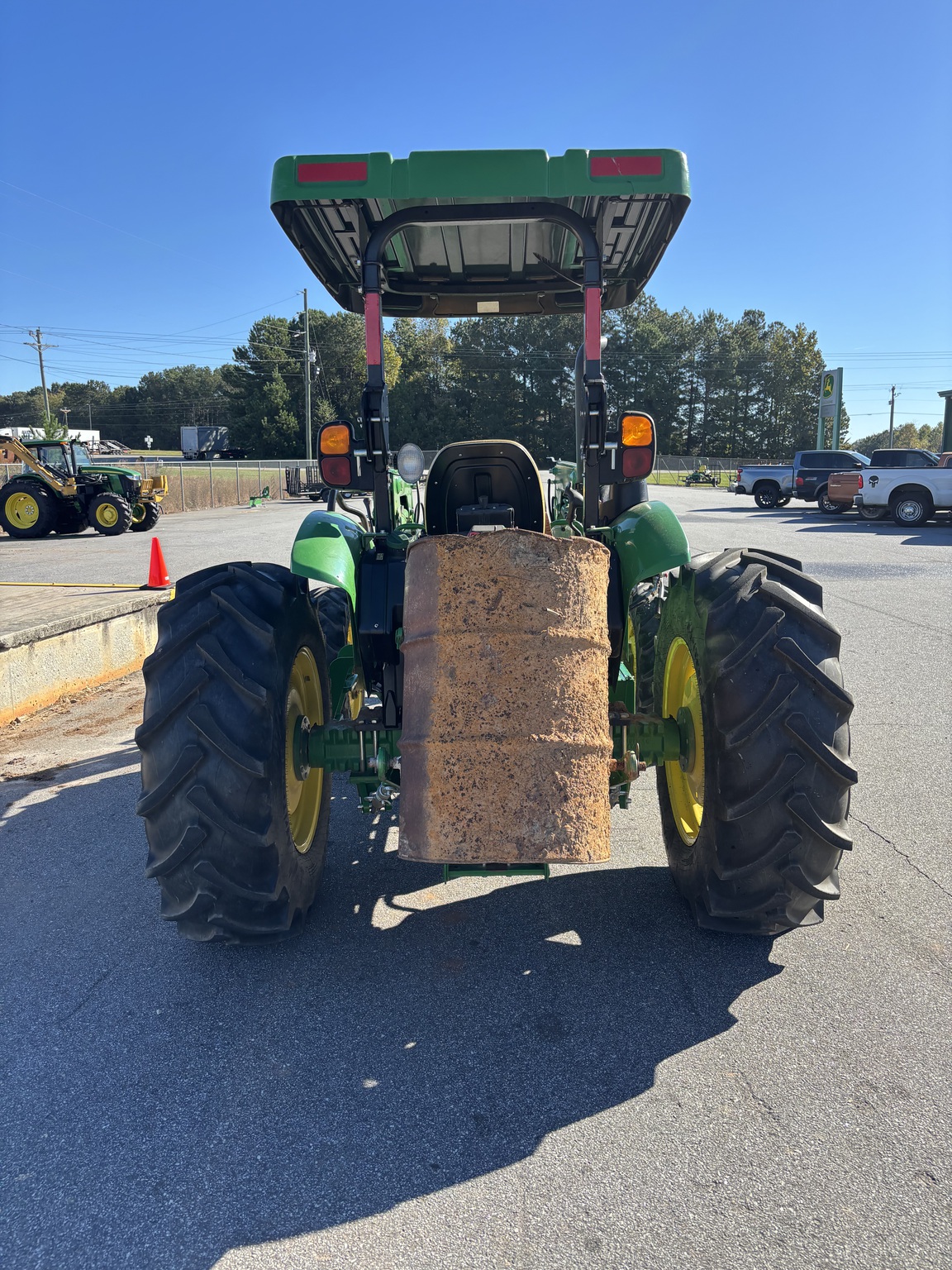 2021 John Deere 5075E Image 12