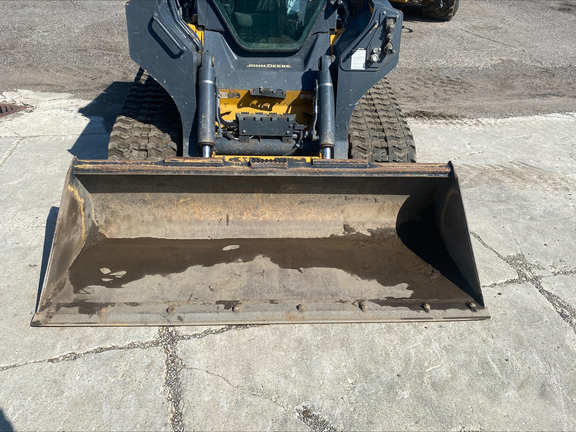 2022 John Deere 333G