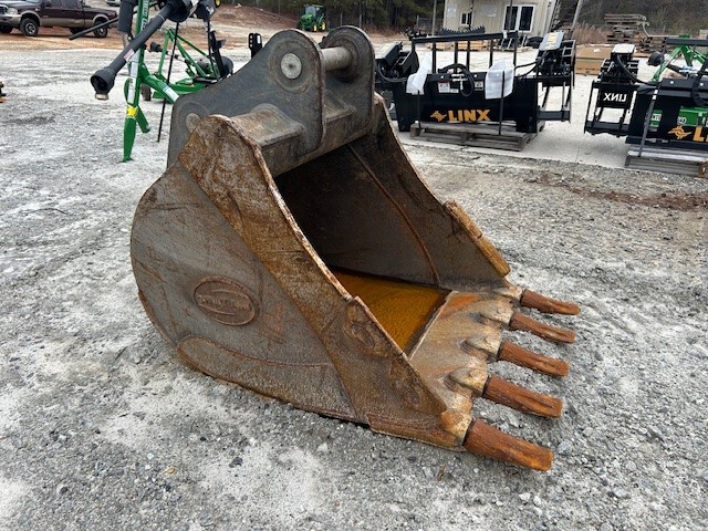 2019 John Deere 135G Image 13