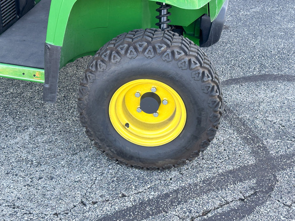 2024 John-Deere TX 4X2