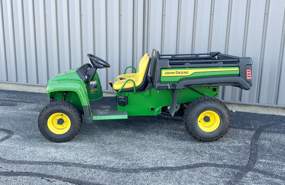 2024 John-Deere TX 4X2