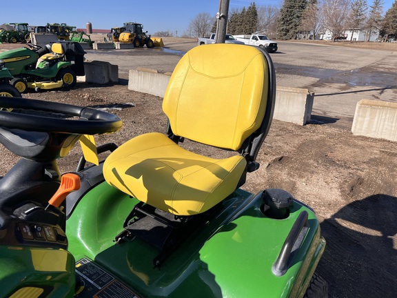 2014 John Deere X730 - Photo22
