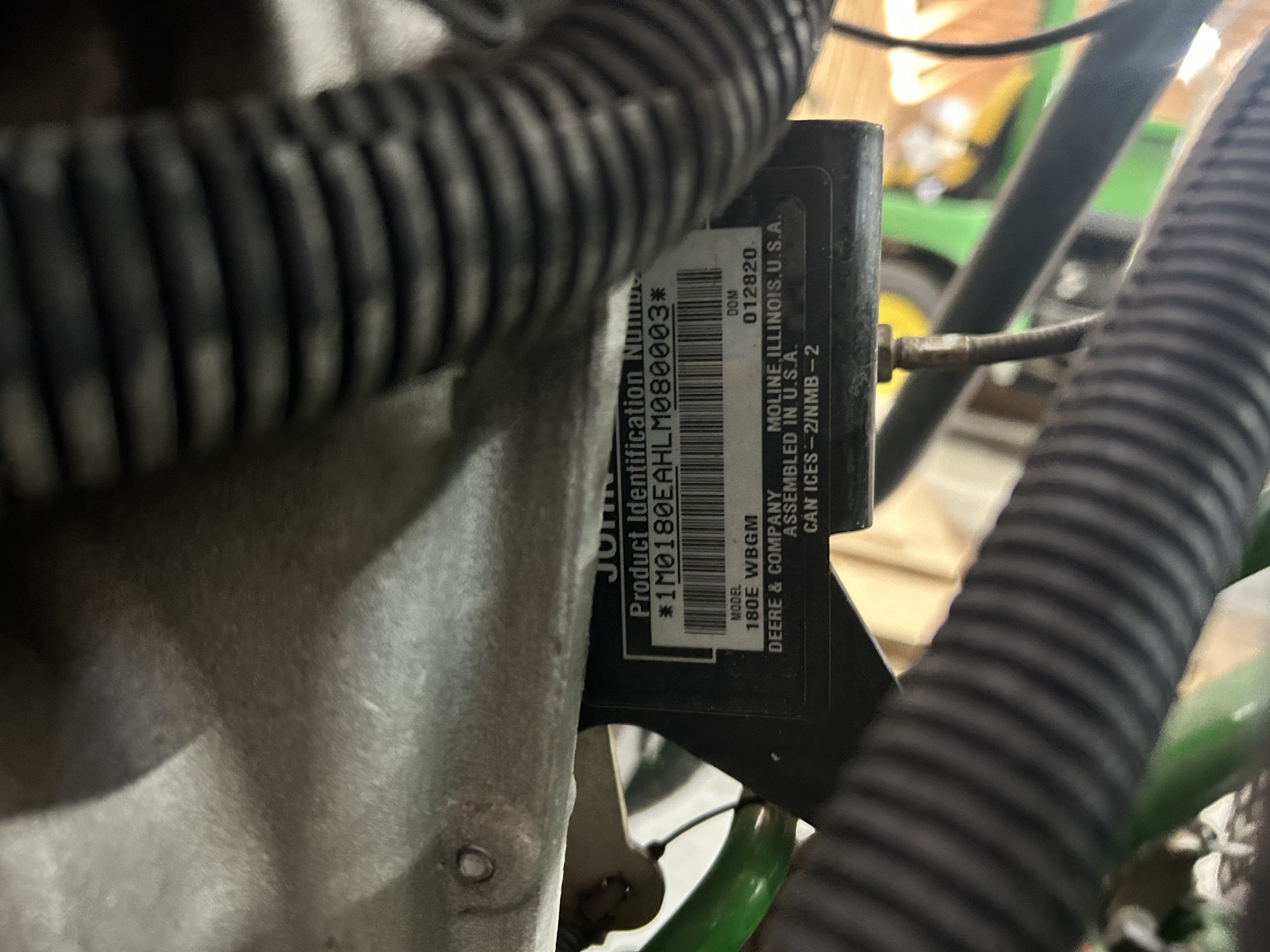 2020 John Deere 180E Image 2