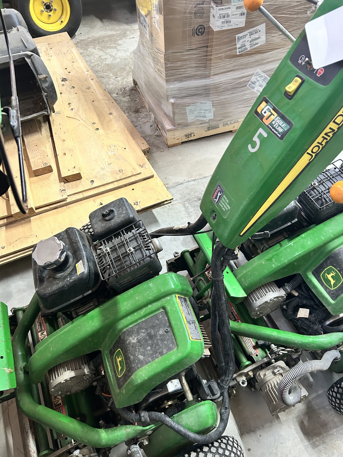 2020 John Deere 180E Image 3