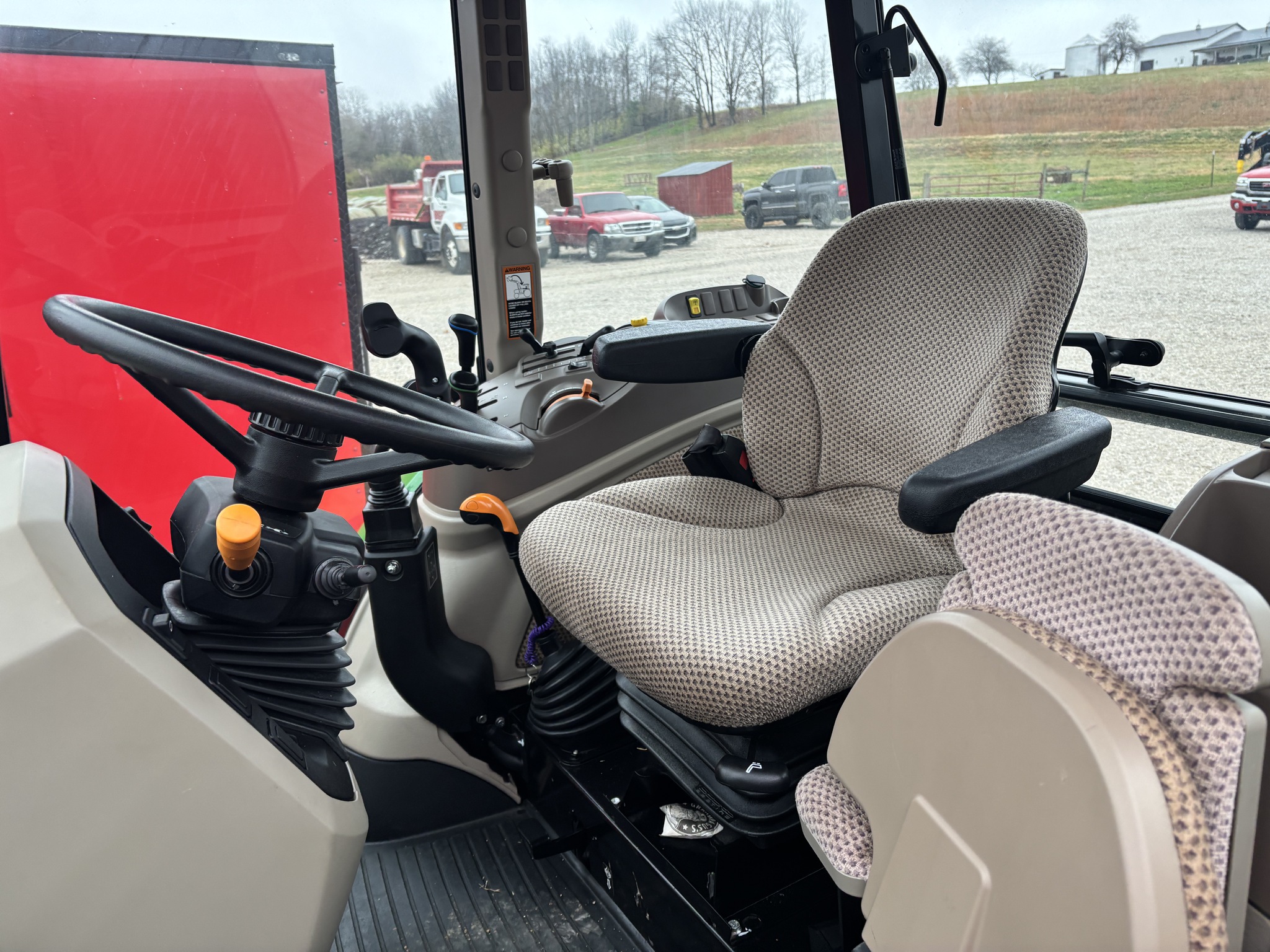 Used 2023 John Deere 5100E Utility Tractors at Koenig Equipment in Franklin, IN - PhotoXL9