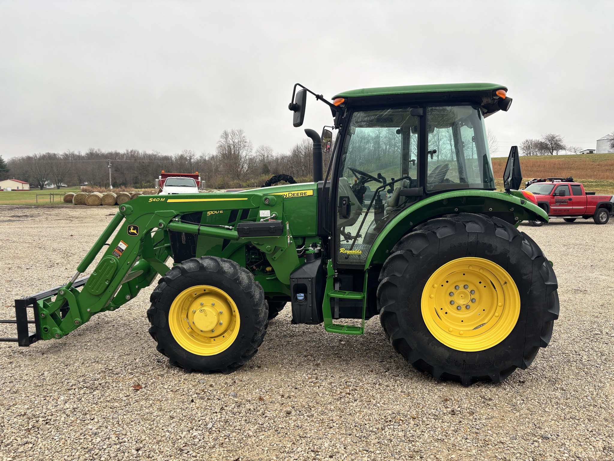 Used 2023 John Deere 5100E Utility Tractors at Koenig Equipment in Franklin, IN - PhotoXL4
