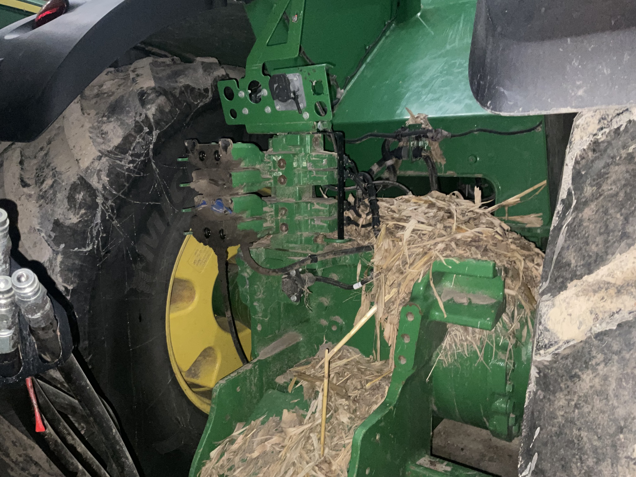 2015 John Deere 9520R Image 7