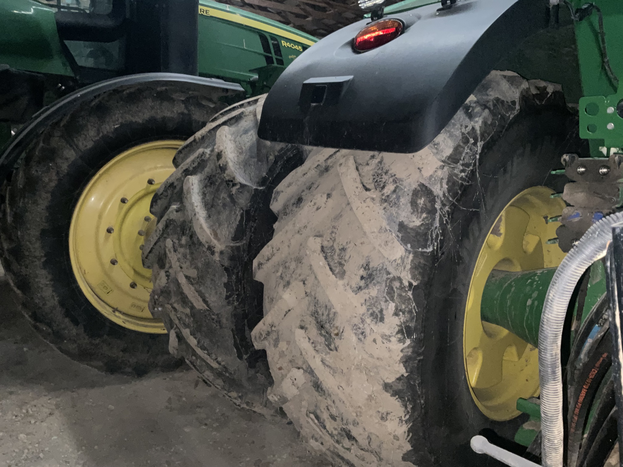 2015 John Deere 9520R Image 6