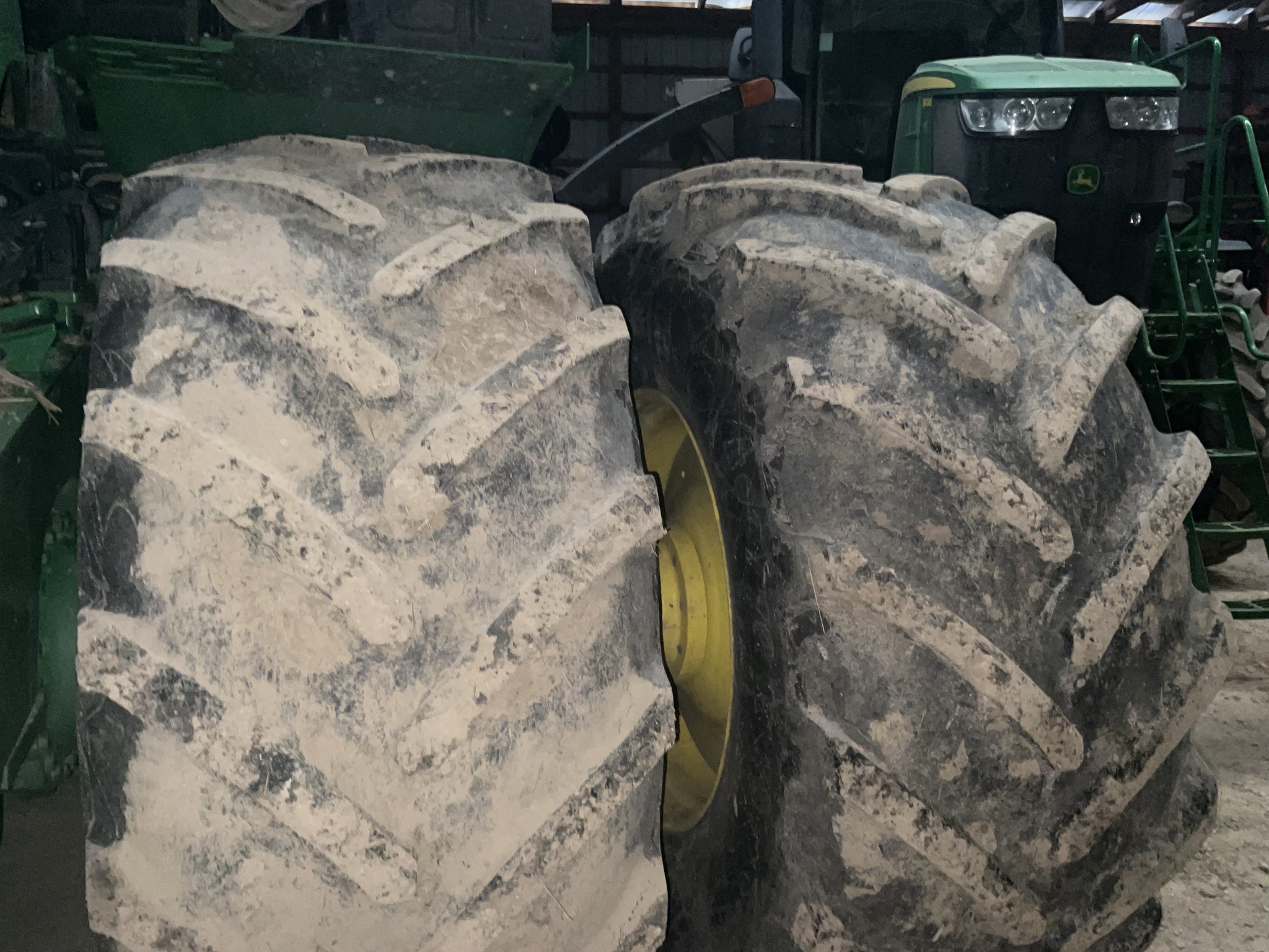 2015 John Deere 9520R Image 4