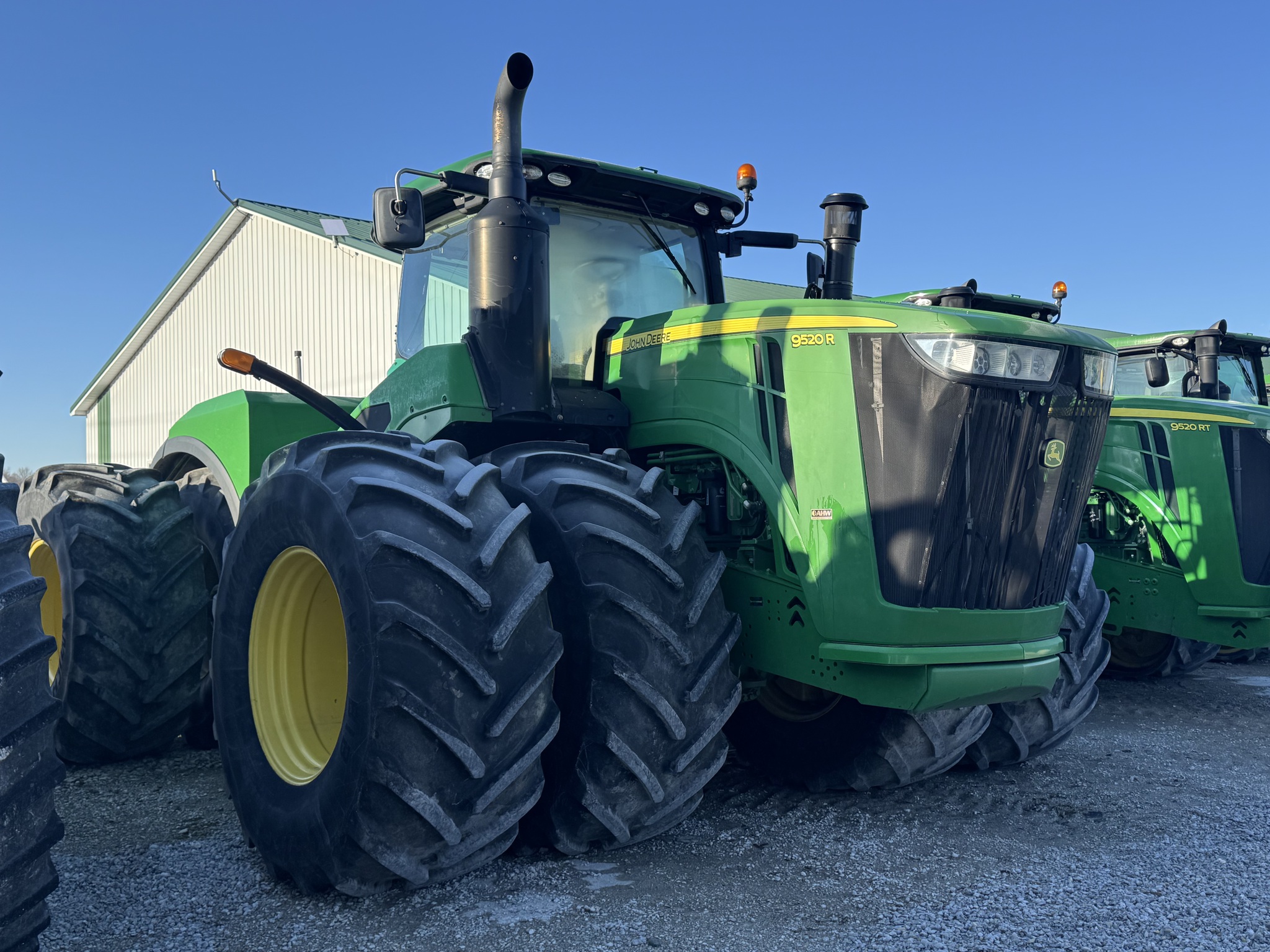 2015 John Deere 9520R Image 2