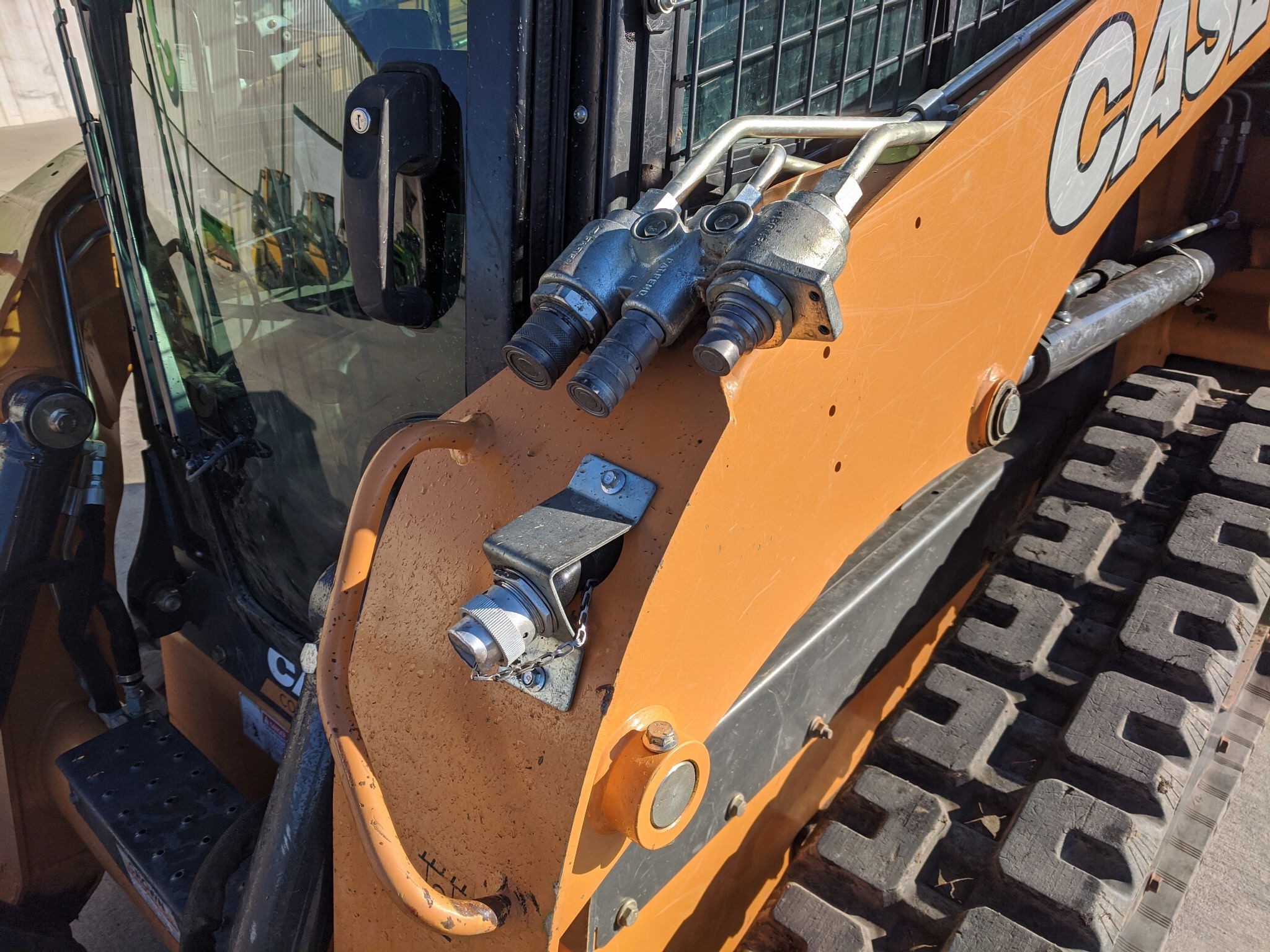  2019 Case TR270-T4F at Heritage Tractor in Rogersville, MO