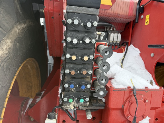 2019 Versatile 460 - Photo12