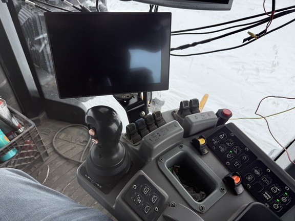 2019 Versatile 460 - Photo10