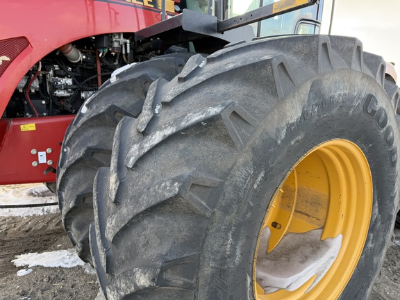 2019 Versatile 460 - Photo10