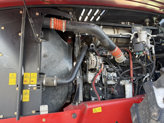 2019 Versatile 460 - Photo17