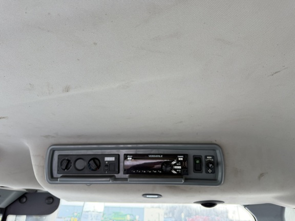 2019 Versatile 460 - Photo35