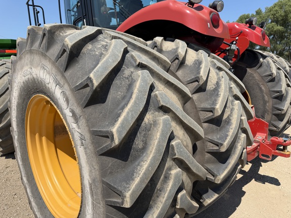 2019 Versatile 460 - Photo14