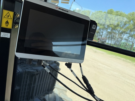 2019 Versatile 460 - Photo32