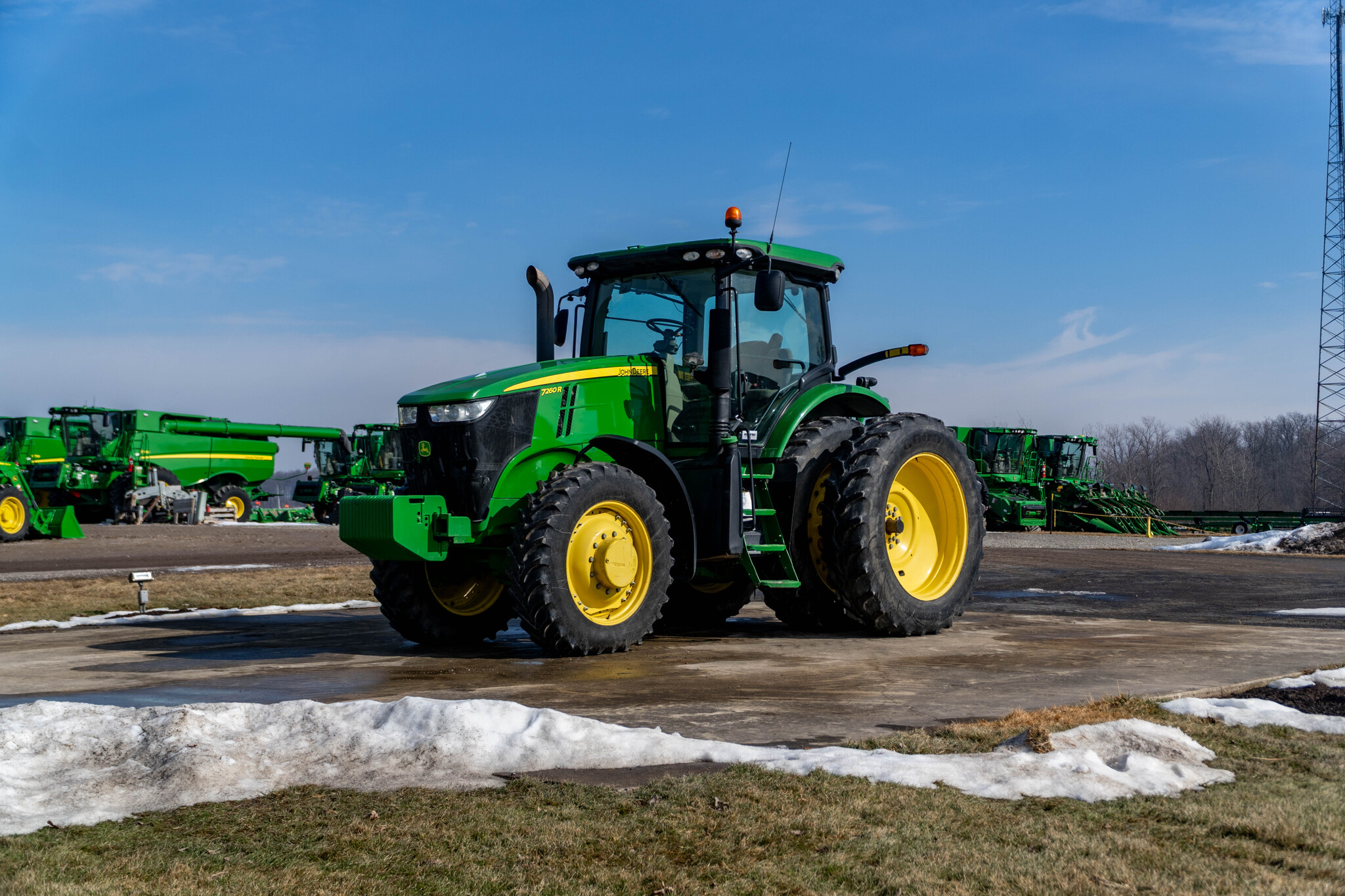 Used 2012 John Deere 7260R Row Crop Tractors at Koenig Equipment in Anna, OH - PhotoXL0