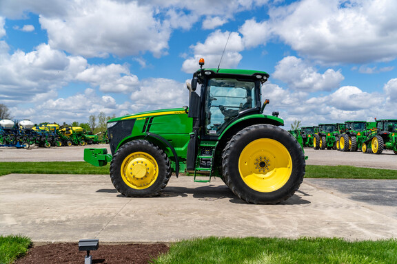 Used 2012 John Deere 7260R Row Crop Tractors at Koenig Equipment in Anna, OH - Photo1