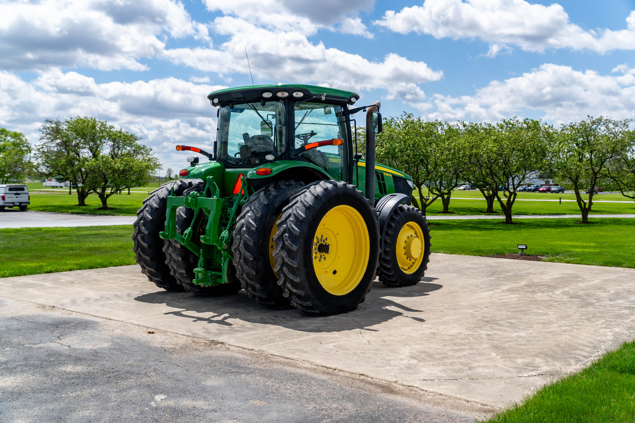 Used 2012 John Deere 7260R Row Crop Tractors at Koenig Equipment in Anna, OH - PhotoXL4